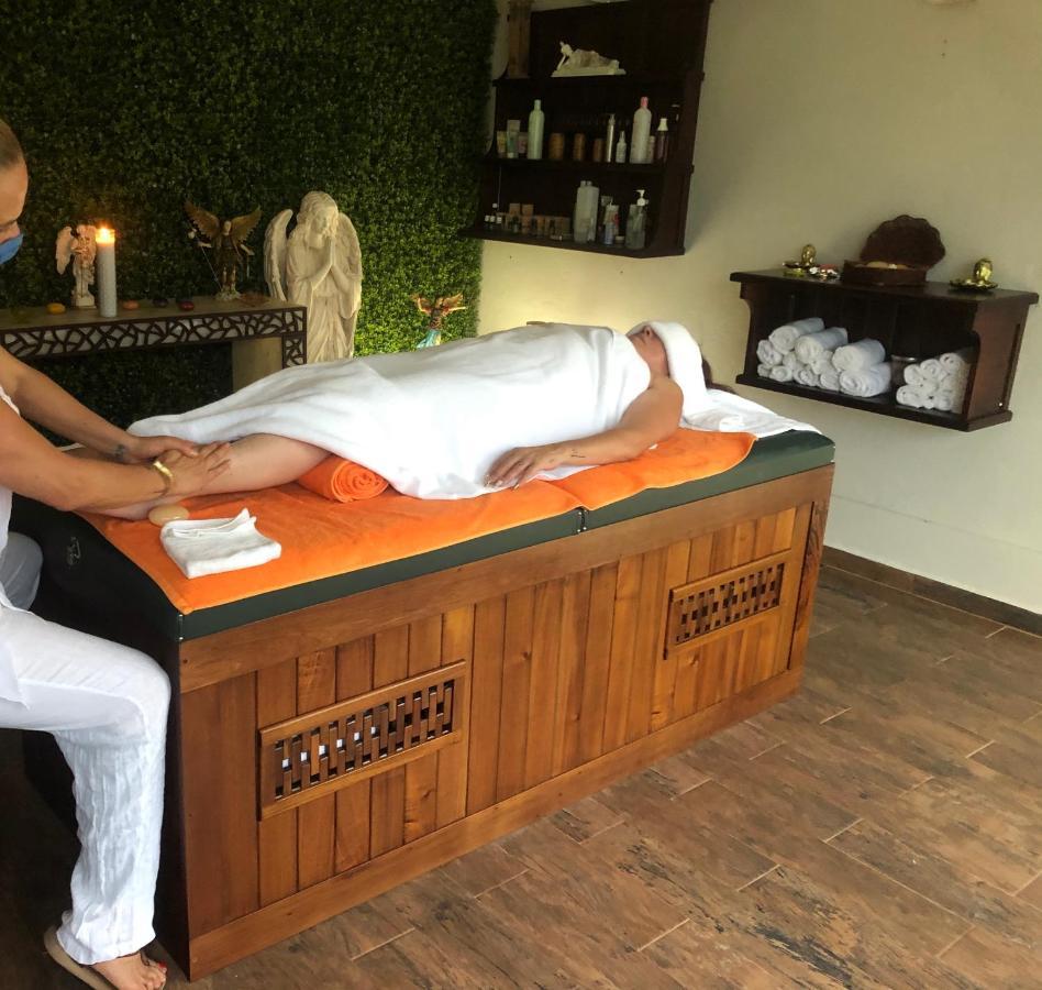 Ananta Hotel Casitas Luaran gambar