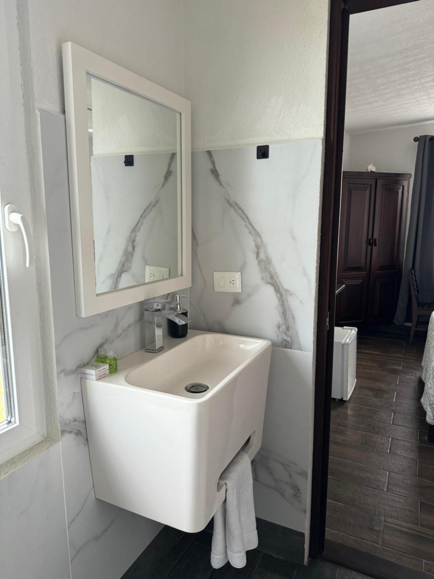 Ananta Hotel Casitas Luaran gambar