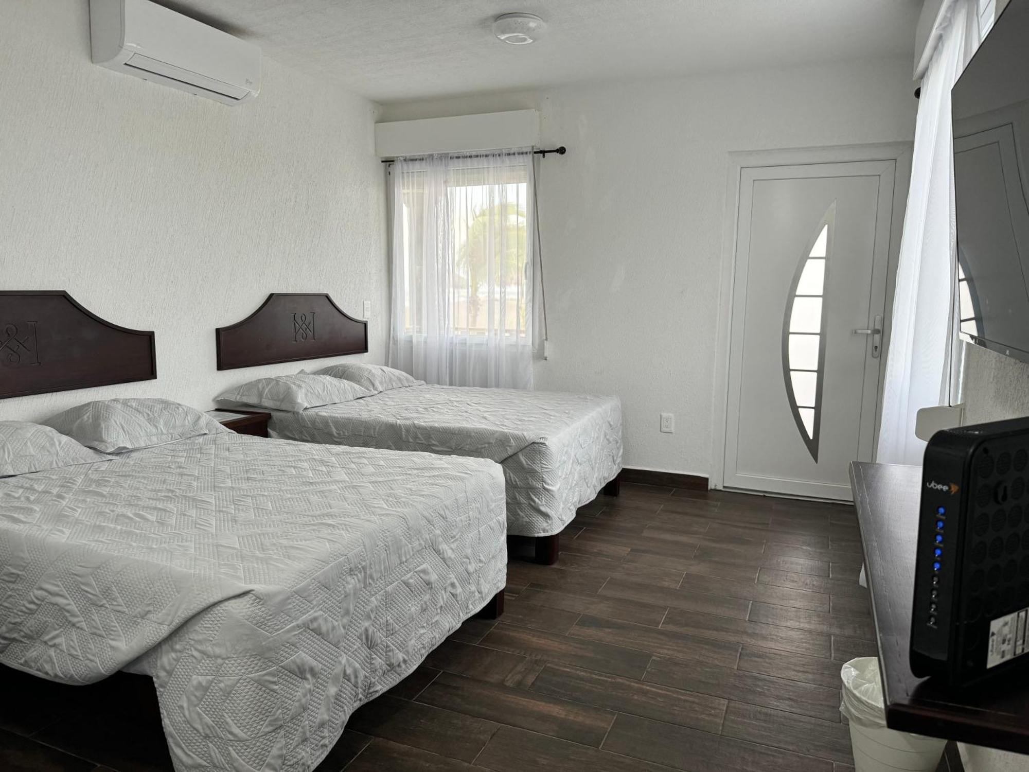 Ananta Hotel Casitas Luaran gambar
