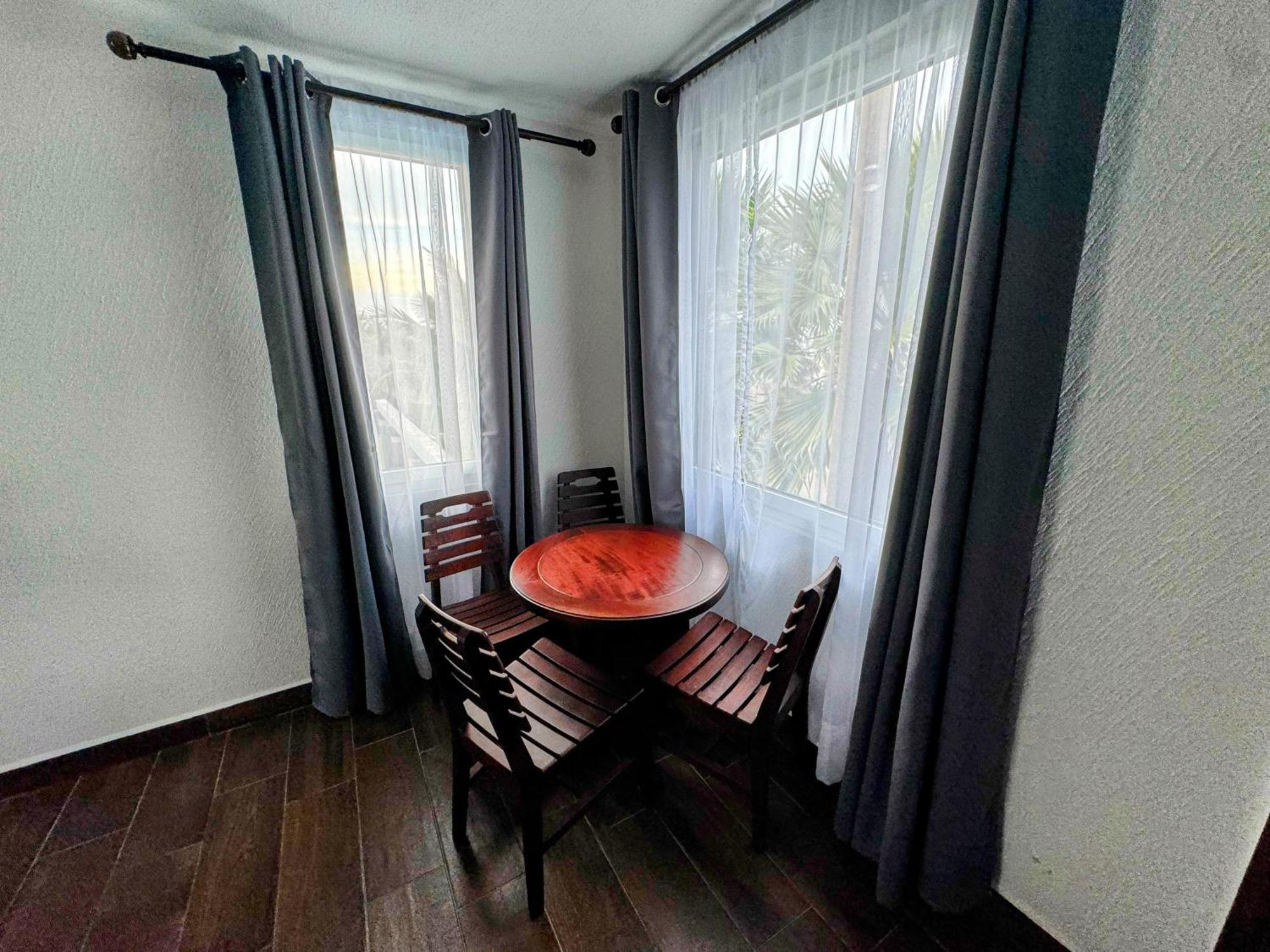 Ananta Hotel Casitas Luaran gambar