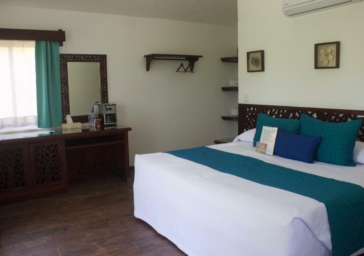 Ananta Hotel Casitas Luaran gambar